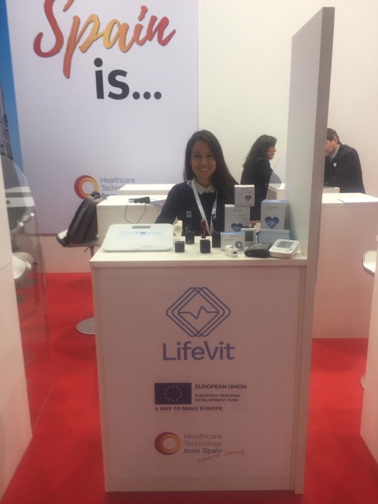 LifeVit presente en la feria Medica
